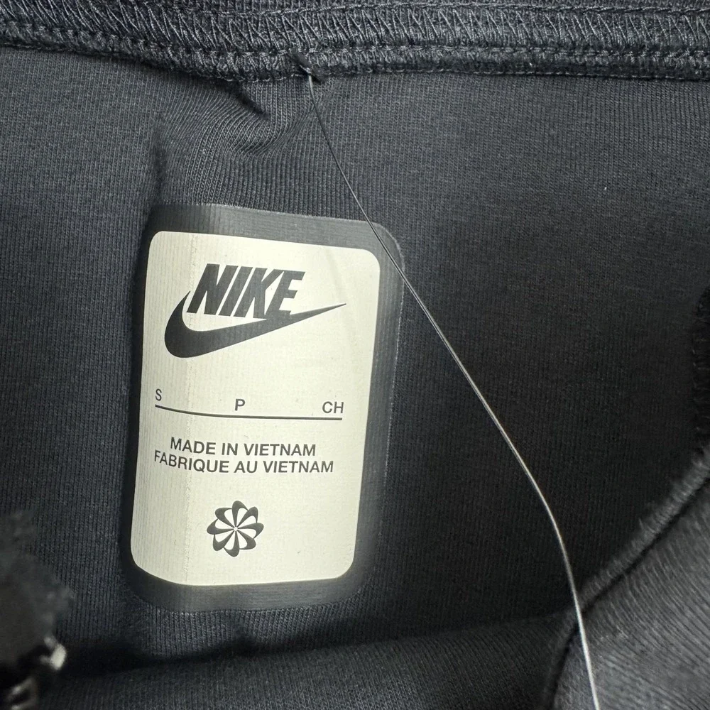 Nike Sportswear Tech Fleece Skirt Womens Small Black IM6181 010 $125
